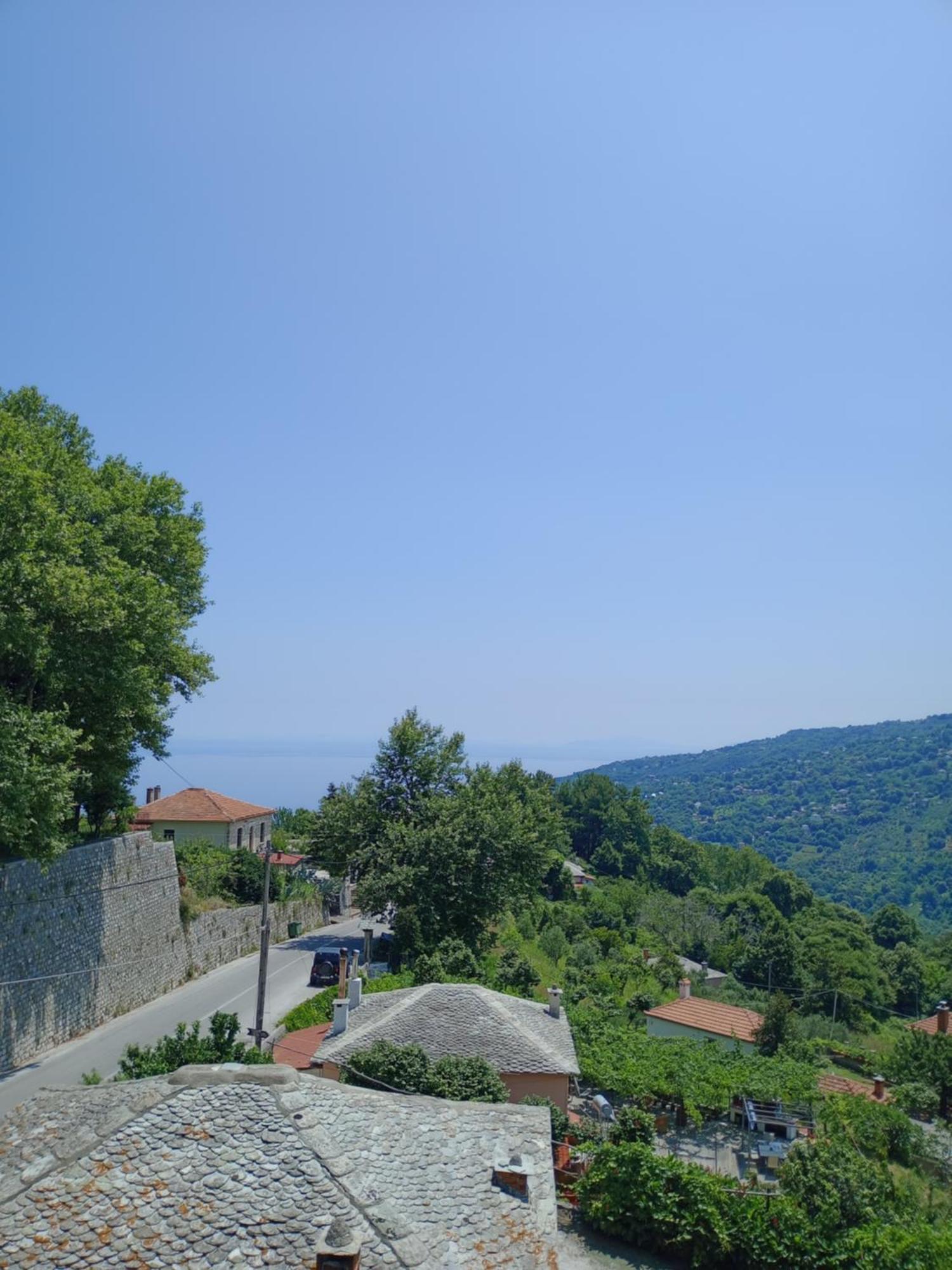 Hotel Erotas Áyios Dhimítrios Екстериор снимка