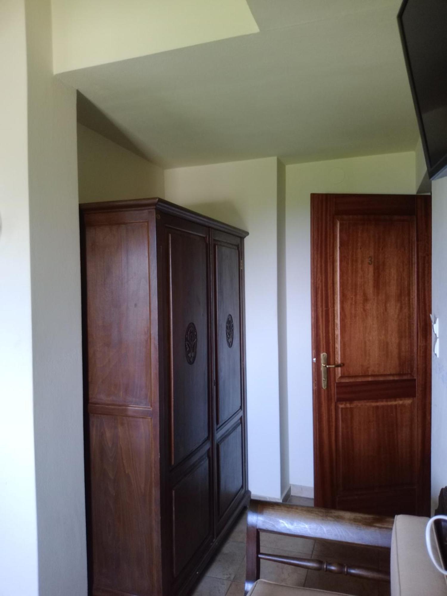 Hotel Erotas Áyios Dhimítrios Екстериор снимка