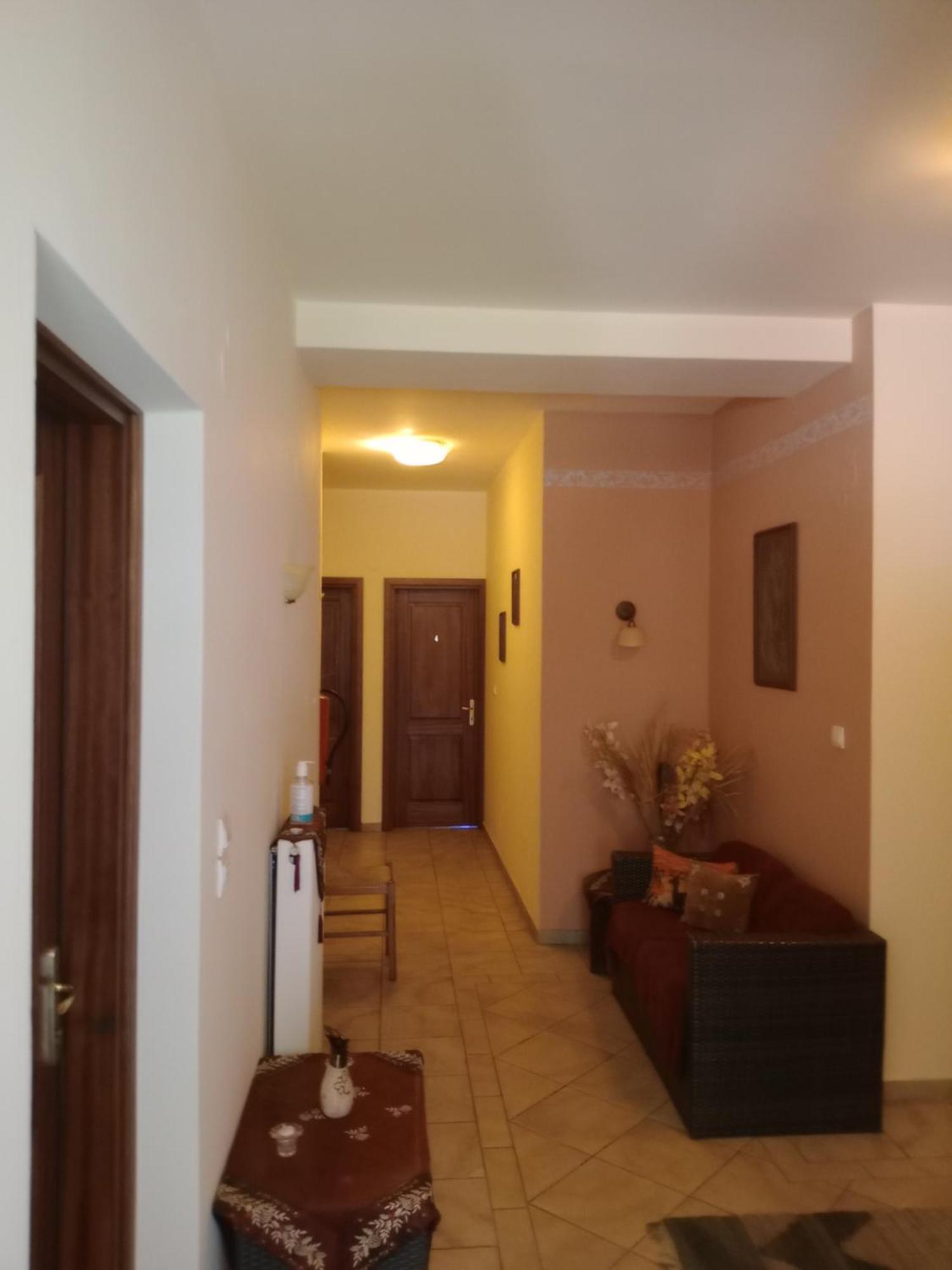 Hotel Erotas Áyios Dhimítrios Екстериор снимка